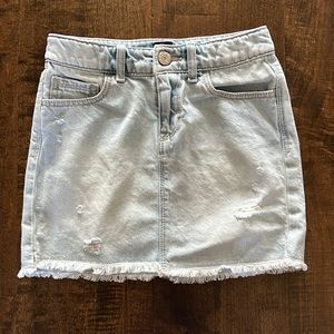 Girls destructed denim skirt